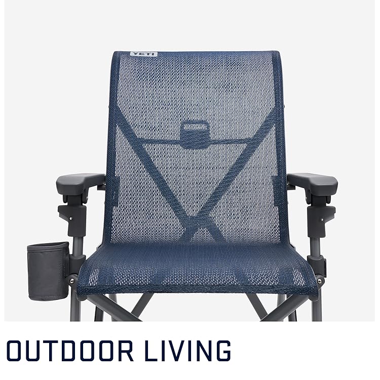 OUTDOOR LIVING